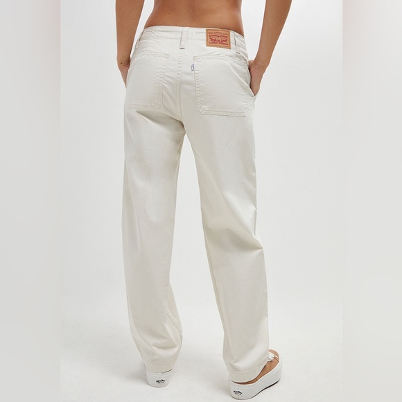 NWT Levi’s cream Utility Pant - Picture 4 of 13